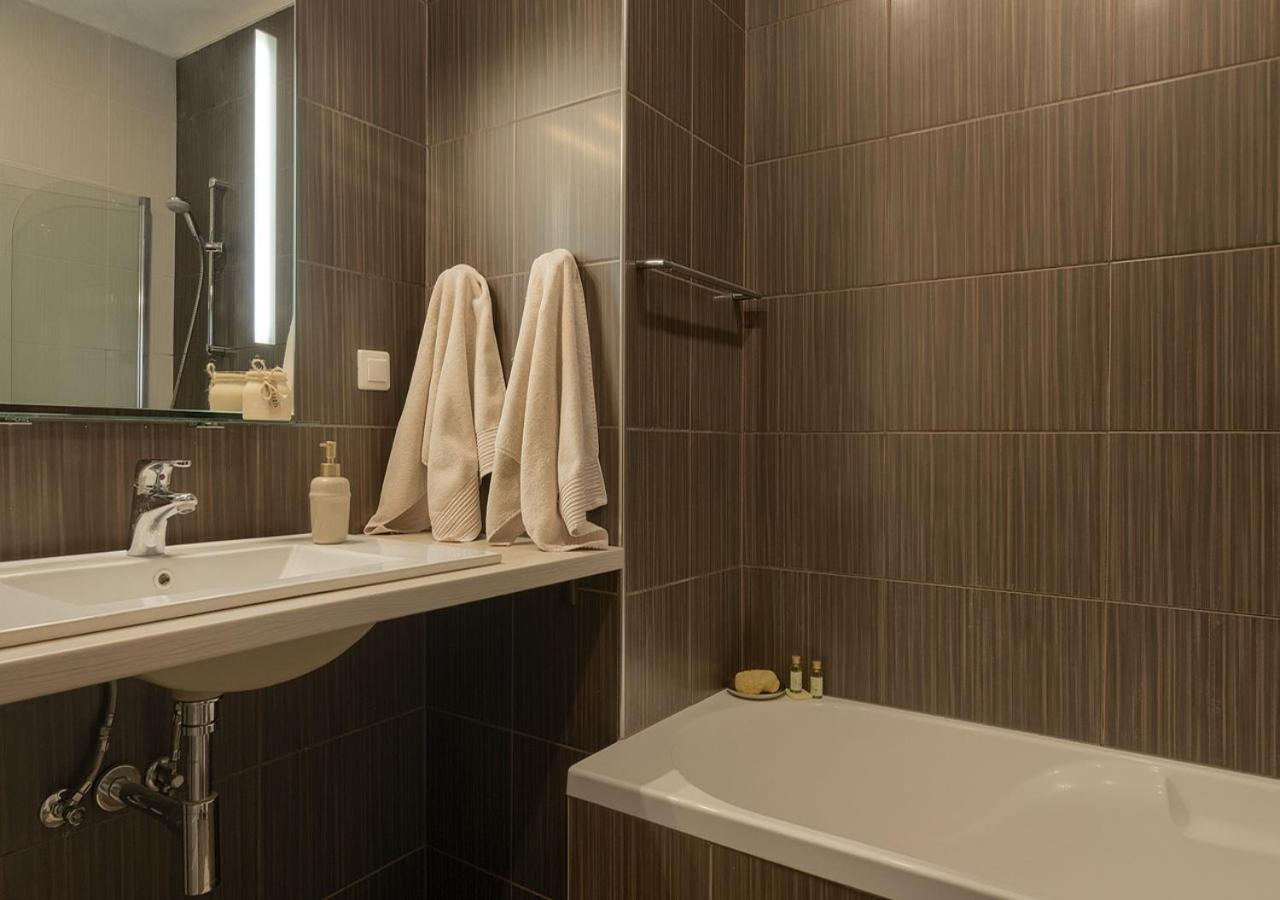 Apartment Leki - Newly Renovated, Modern City Spot プーラ エクステリア 写真
